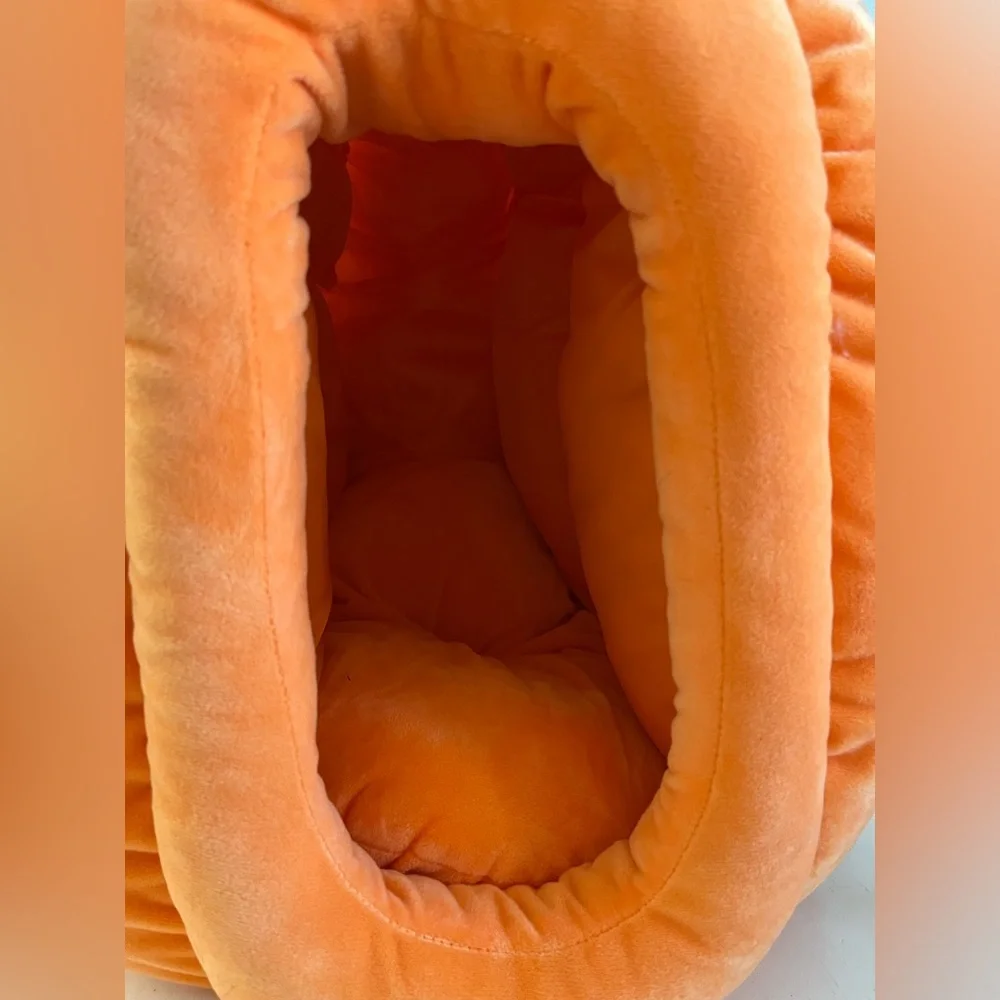 Pumpkin Cat Bed